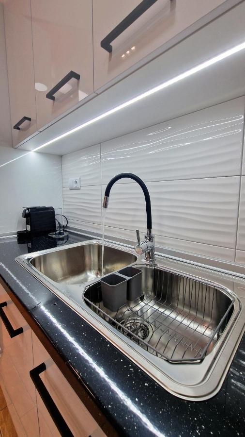 Pg Luxury Apartment Cavala Exterior foto